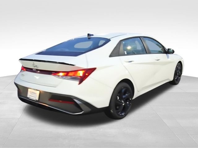 New 2026 White Hyundai SEL Sport image 8