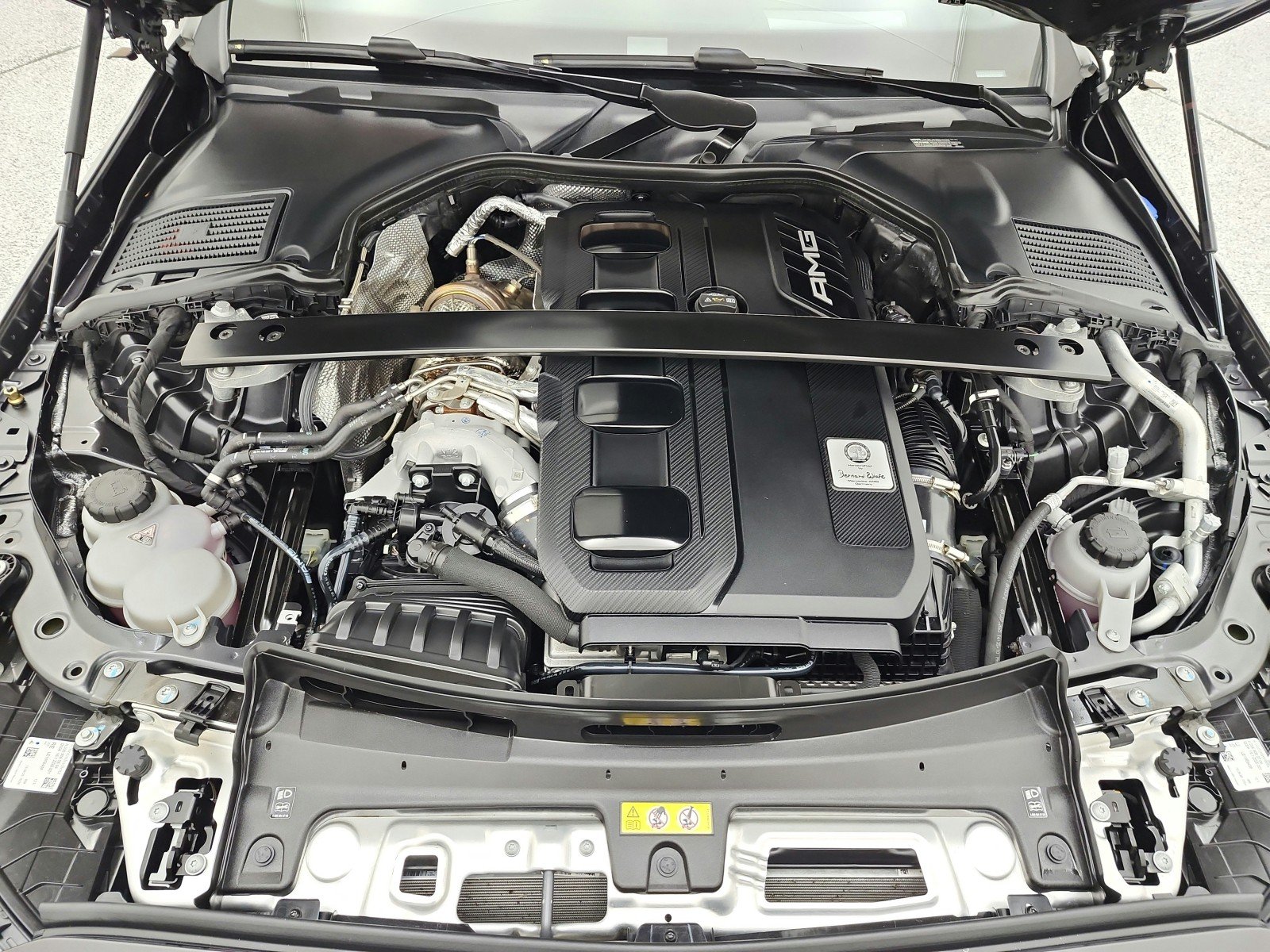Certified Used 2026 MANUFAKTUR Graphite Grey Magno Mercedes-Benz AMG® C 43 4MATIC Sedan image 17