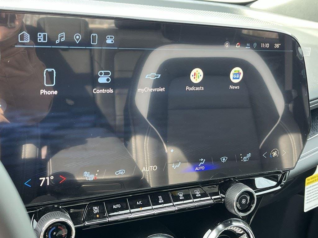 2025 Chevrolet Blazer EV LT - Photo 12