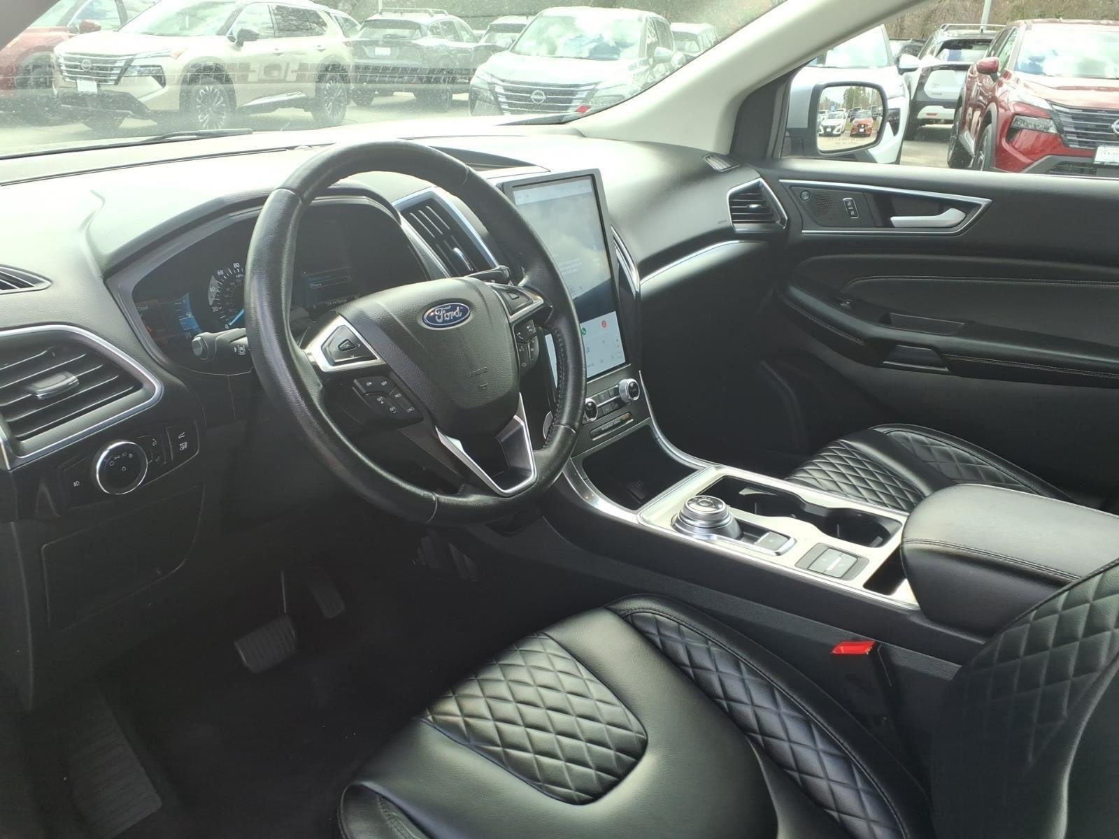 Used 2024 Iconic Silver Metallic Ford Titanium image 29