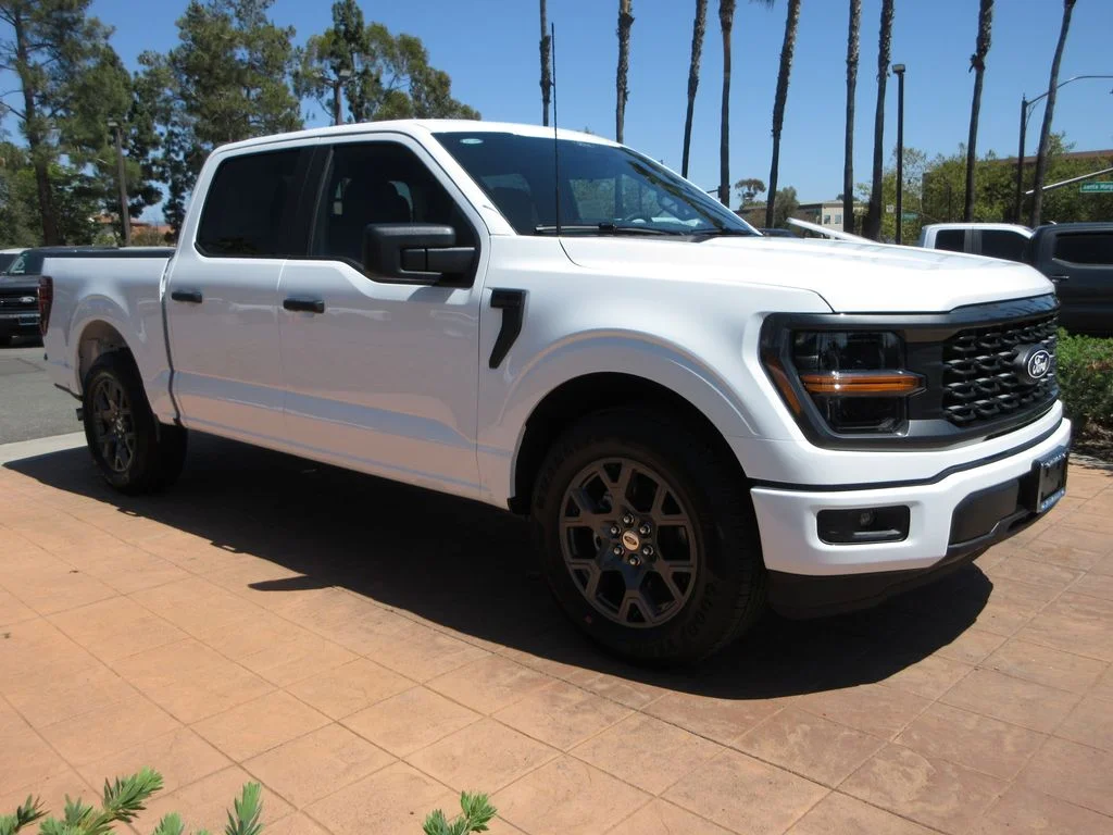 New 2026 Oxford White Ford STX image 7
