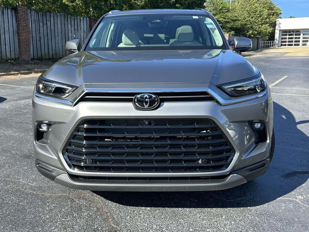 New 2026  Toyota Limited image 7