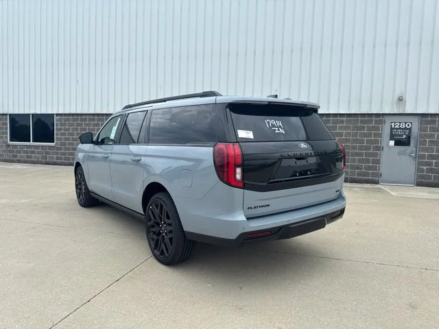 New 2027 Glacier Gray Metallic Tri-Coat Ford Platinum image 39