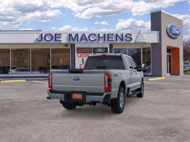 New 2026 Avalanche Ford F-350® XLT image 8