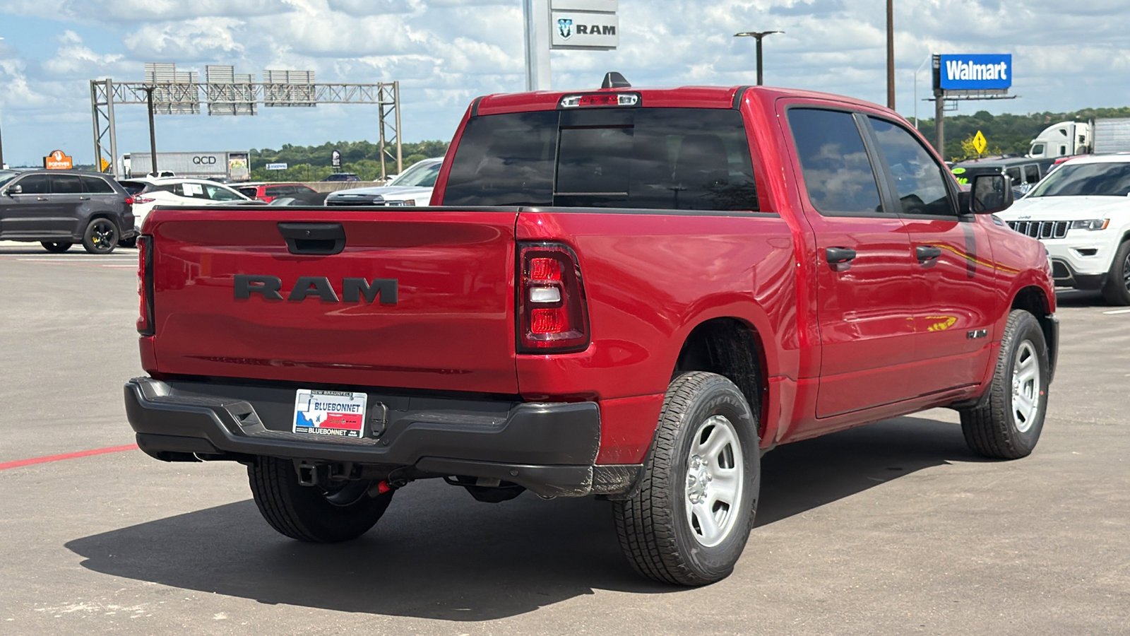 New 2026 Molten Red Pearl-Coat Exterior Paint RAM Tradesman image 5