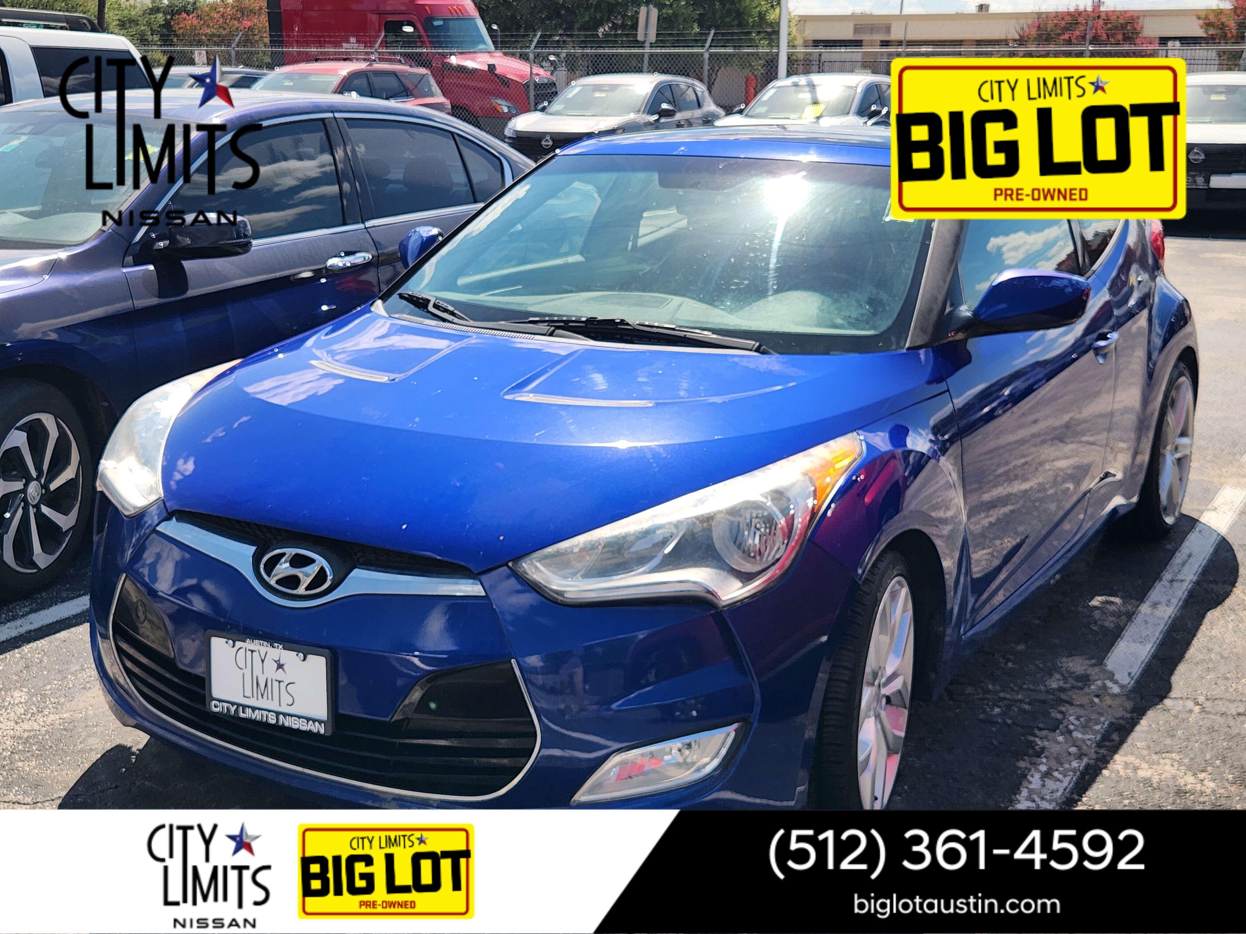 Used 2013 Marathon Blue Hyundai Base image 1