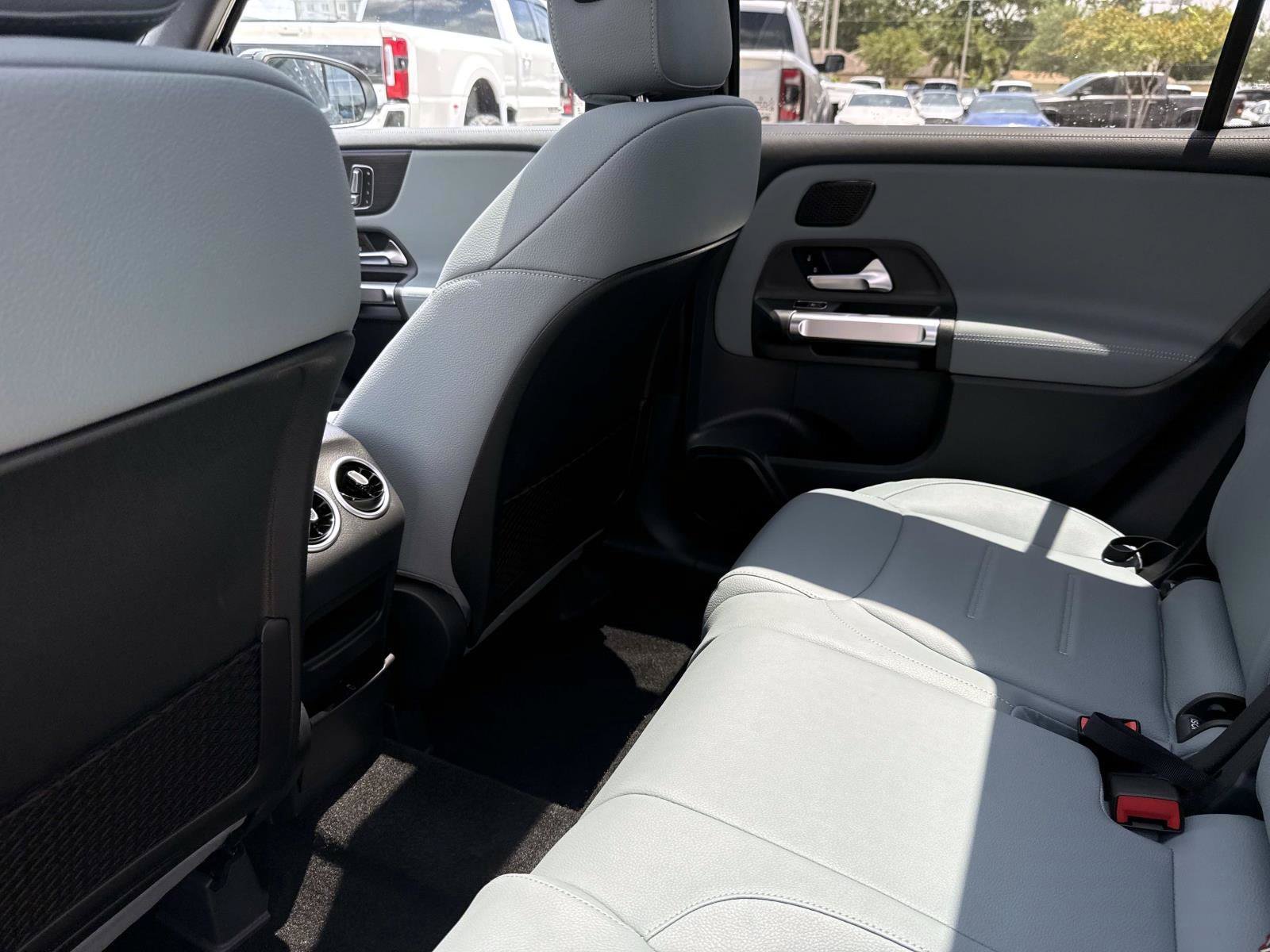 New 2026 Black Mercedes-Benz 250 SUV image 15