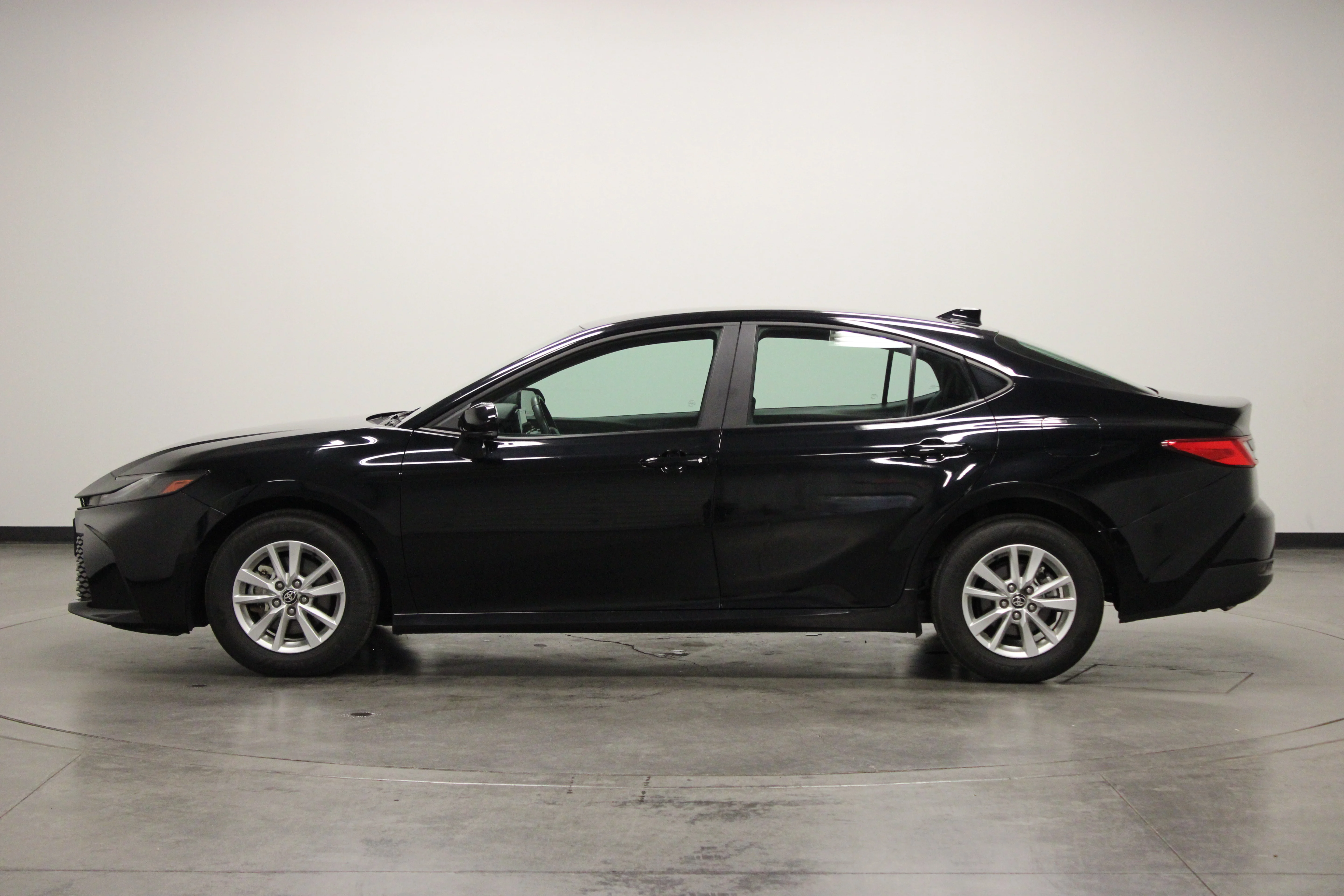 Used 2025 Midnight Black Metallic Toyota LE image 5