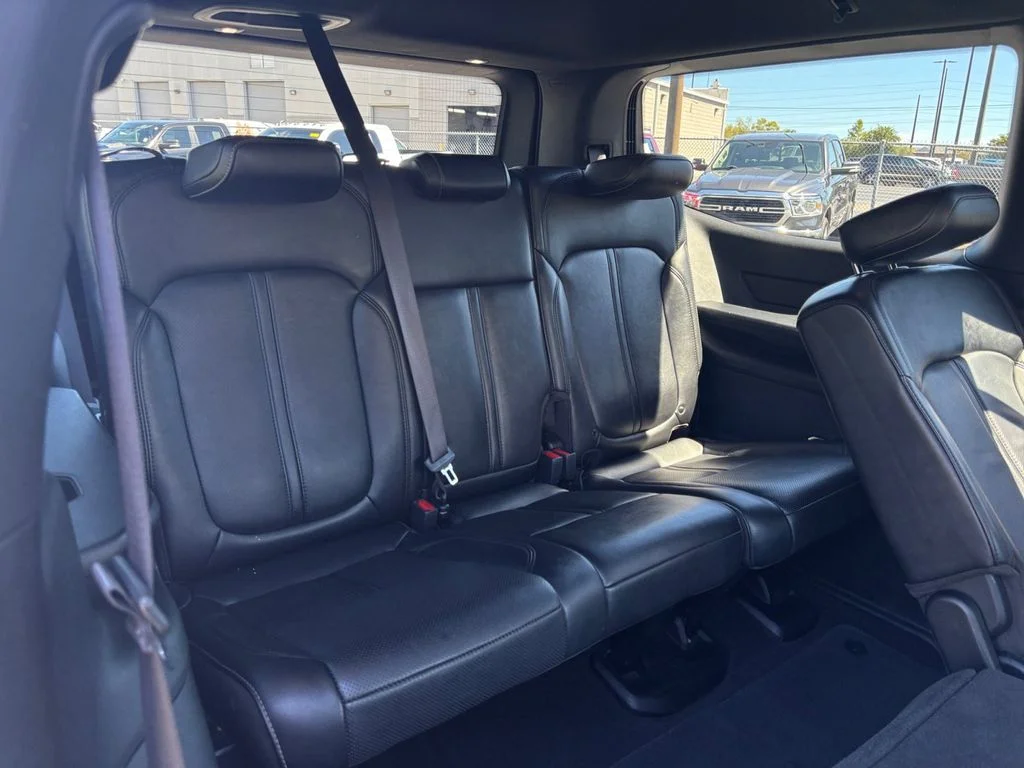 Used 2024 White Jeep Series II image 29