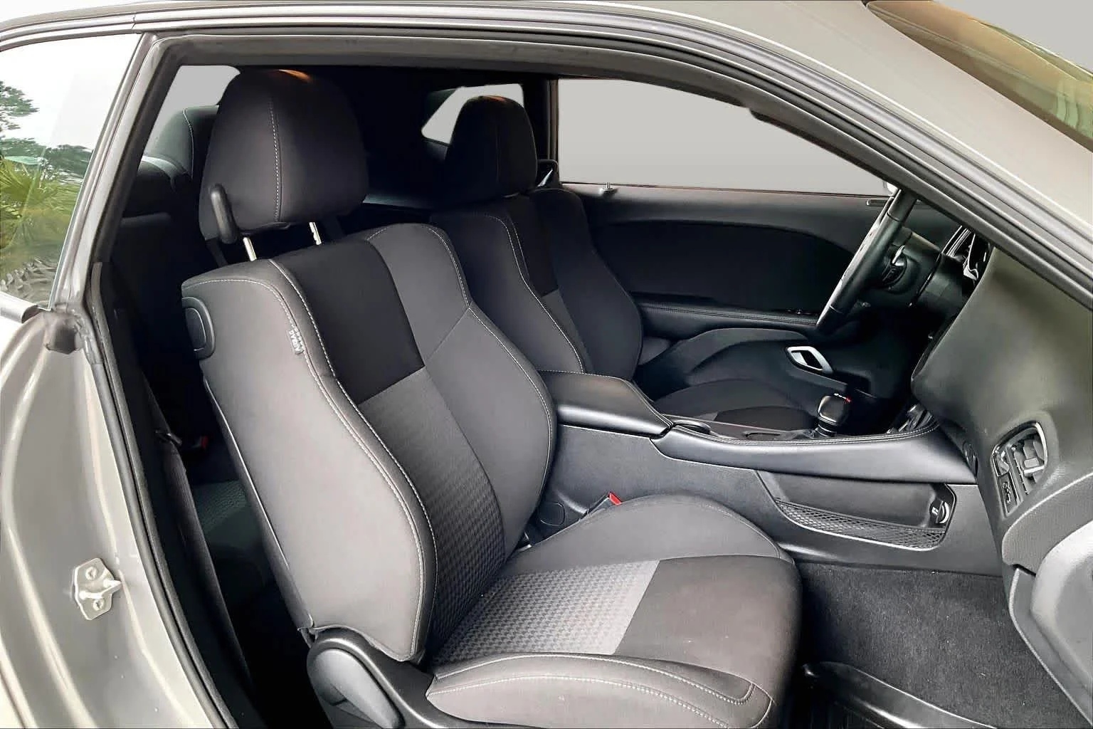 Used 2023 Destroyer Gray Clearcoat Dodge R/T image 14