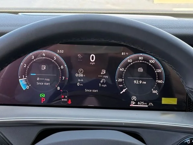 New 2026 White Volkswagen 2.0T SE R-Line Black image 18
