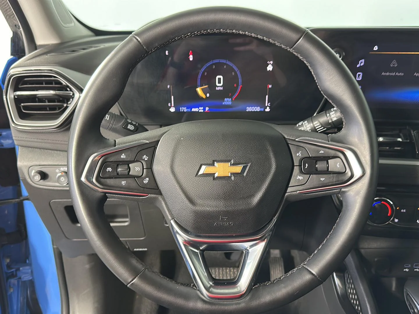 Used 2024 Fountain Blue Chevrolet LT image 8