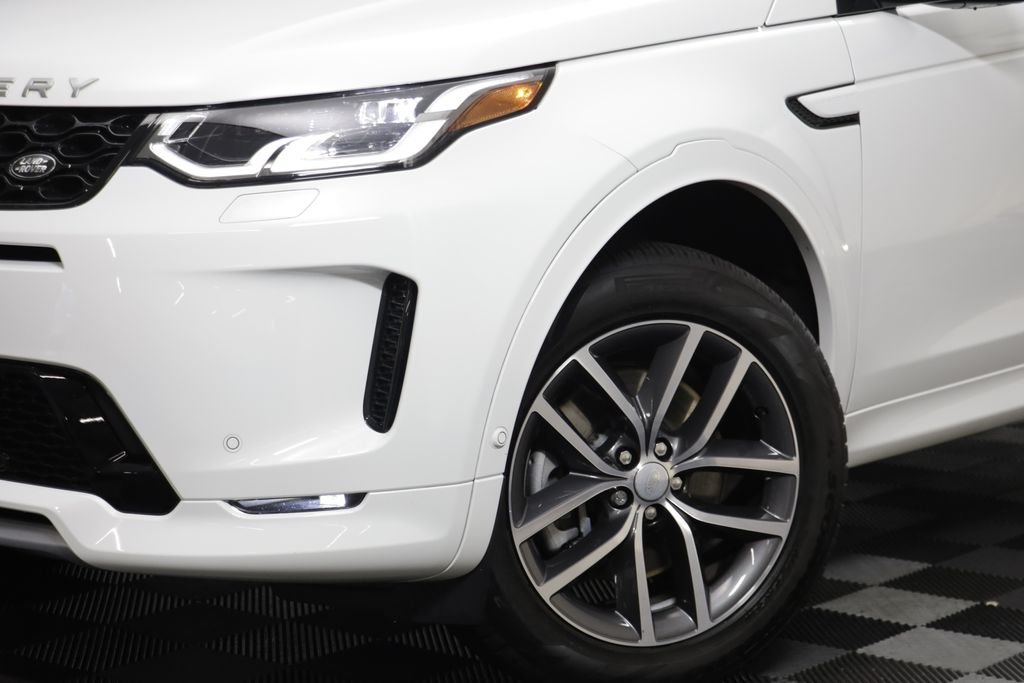Certified Used 2025 White Land Rover S image 3