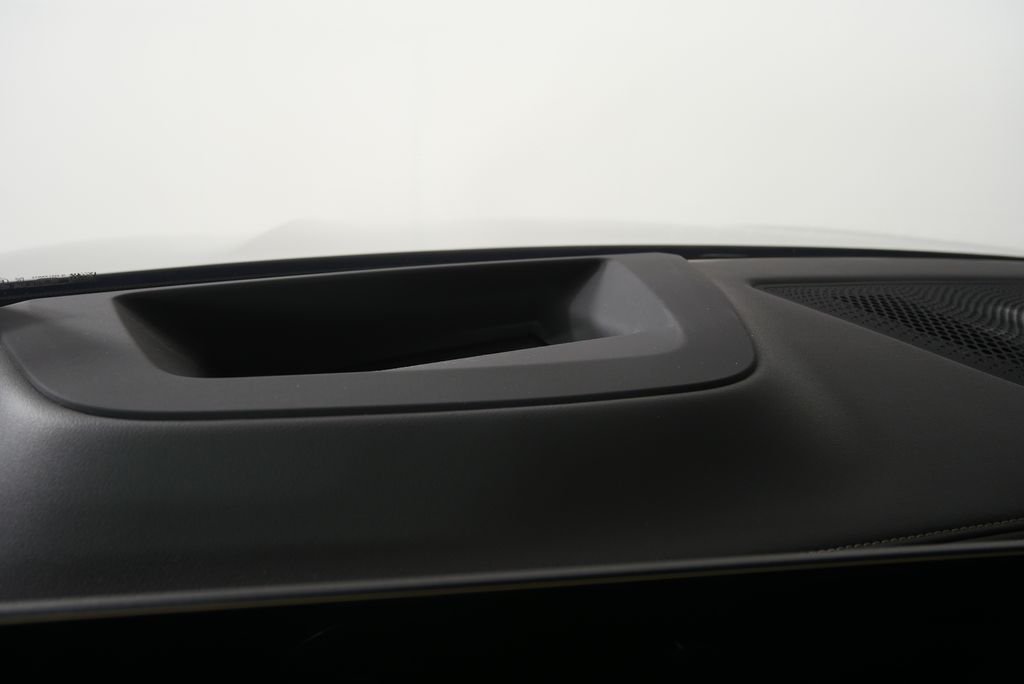 Certified Used 2026 Black Sapphire Metallic BMW M60i image 19
