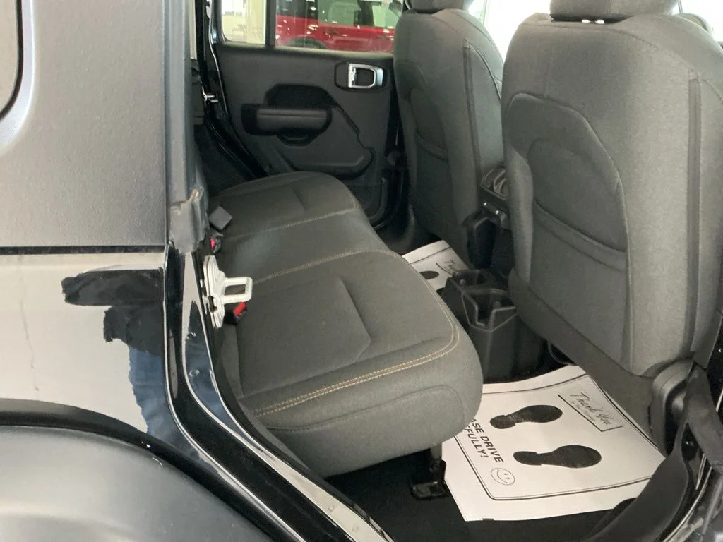 Used 2025 Black Clearcoat Jeep Sport S image 20