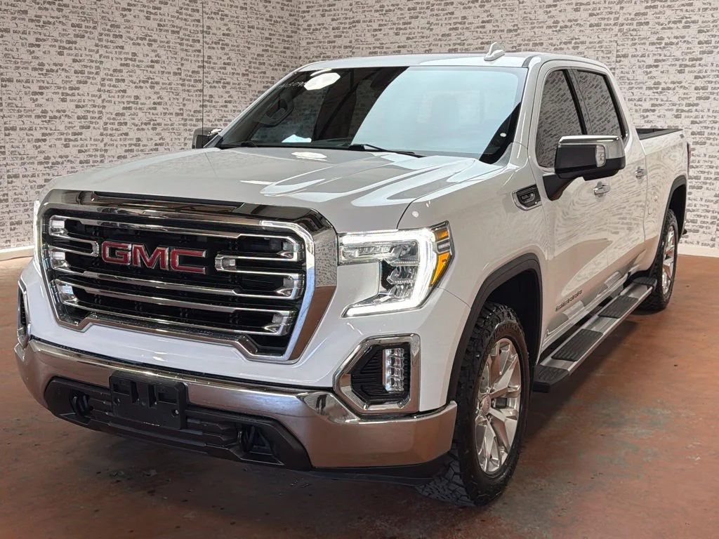 Used 2021 Summit White GMC SLT image 3
