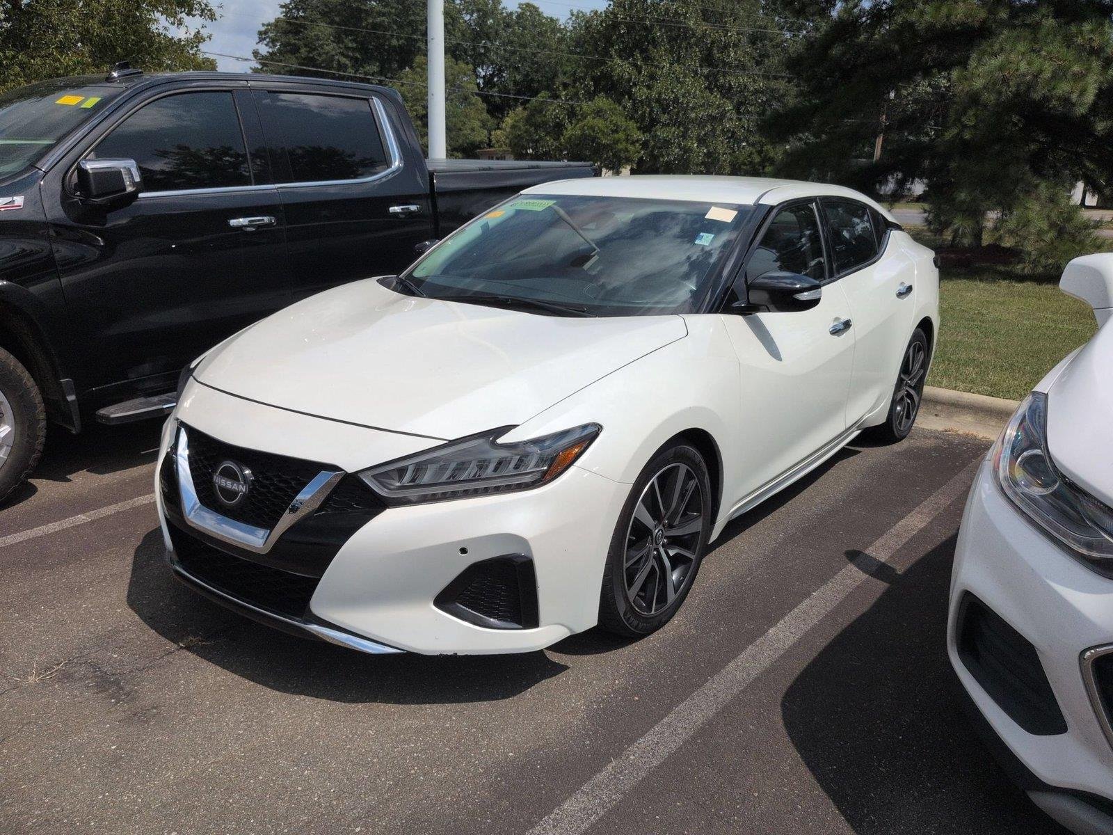 2023 Nissan Maxima SV