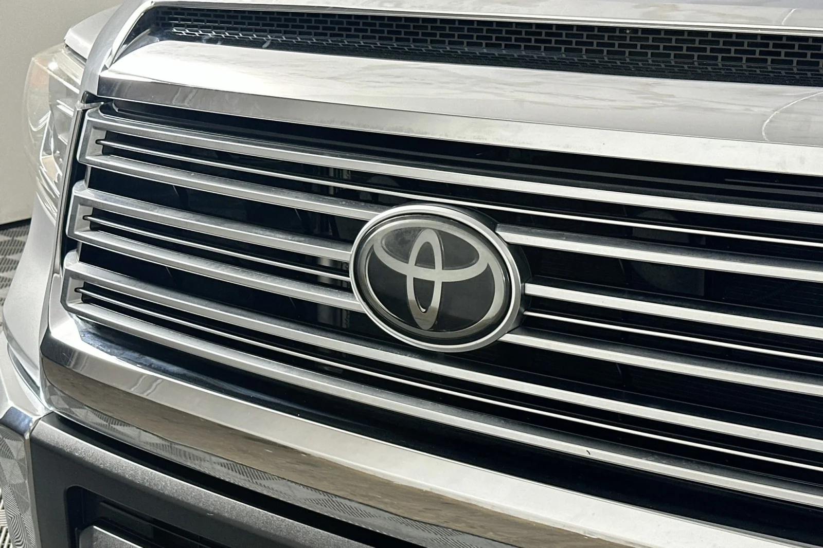 Used 2021 Silver Sky Metallic Toyota Limited image 14