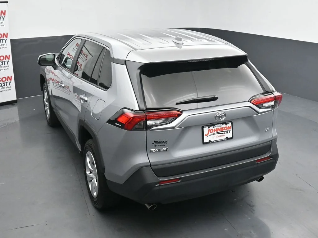 Used 2025 Silver Toyota LE image 28