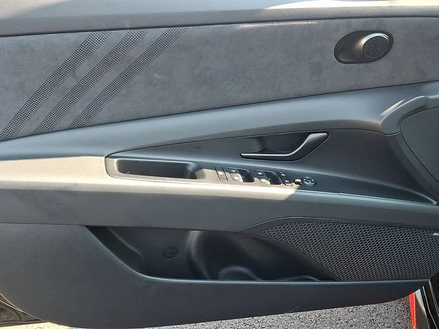 New 2026 Black Hyundai Base image 10