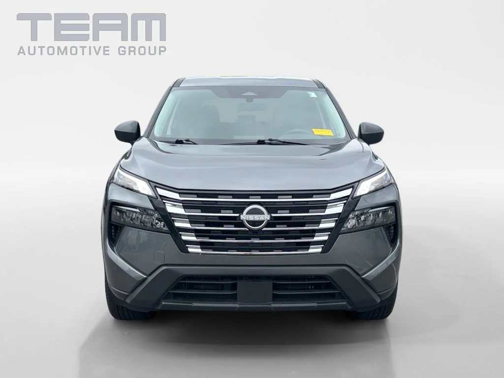 Used 2025 Gray Nissan S image 2