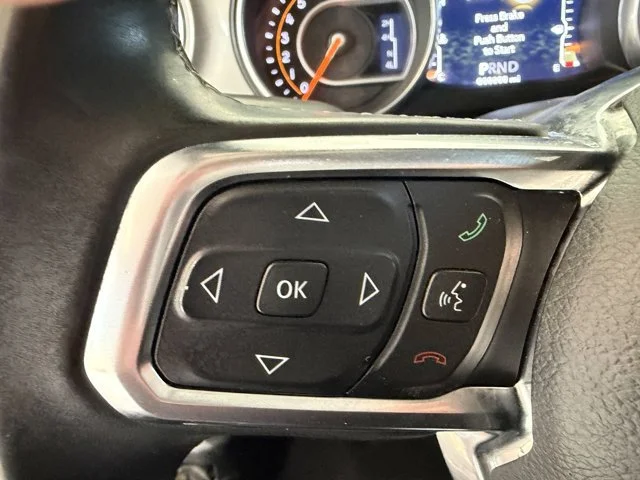 Used 2018 Silver Jeep Unlimited Sahara image 15