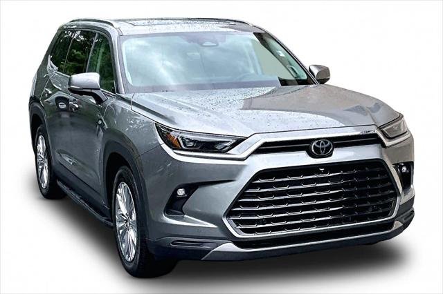 Certified Used 2025 HEAVY METAL* Toyota  image 3