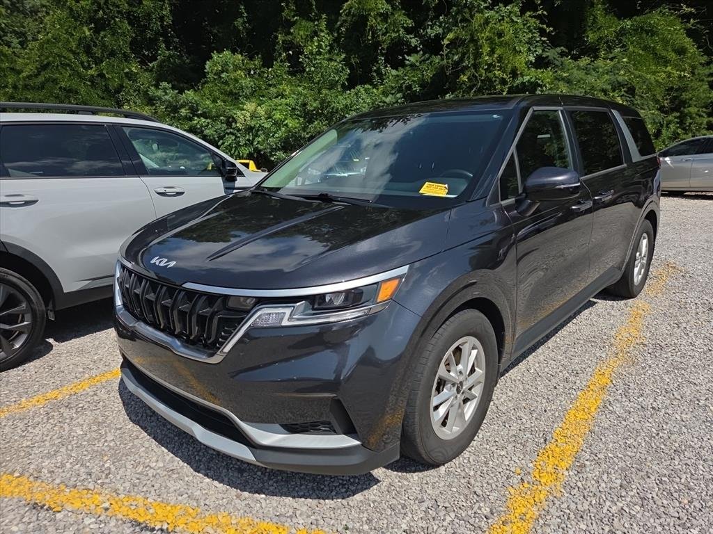 2024 Kia Sedona LX Seat Pkg's photo