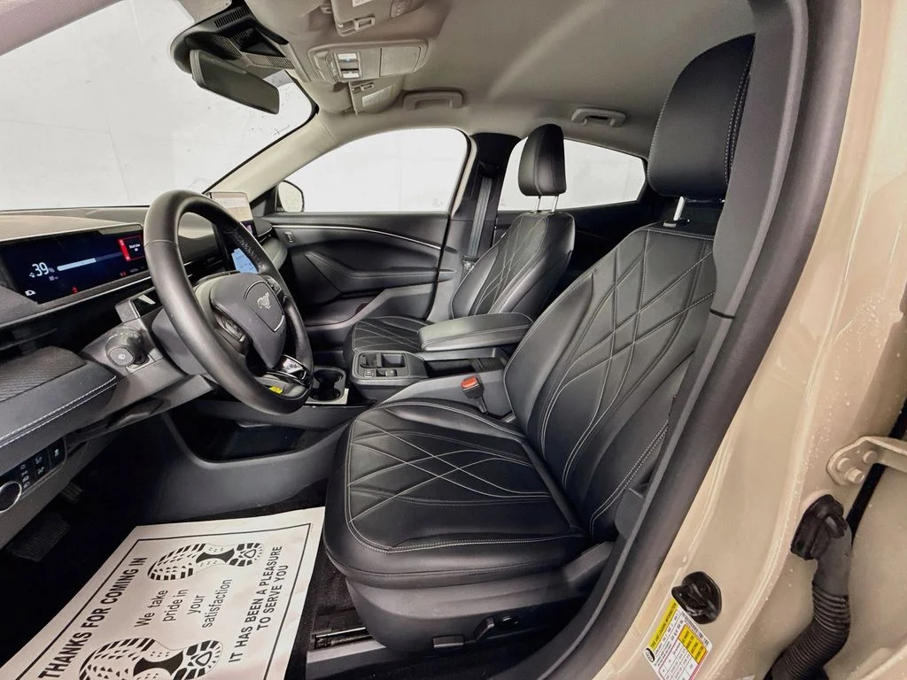Certified Used 2025 Desert Sand Ford Select image 2