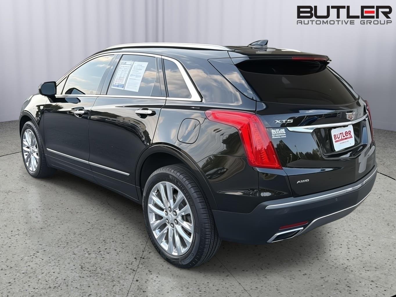 Used 2017 Stellar Black Metallic Cadillac Platinum AWD image 4
