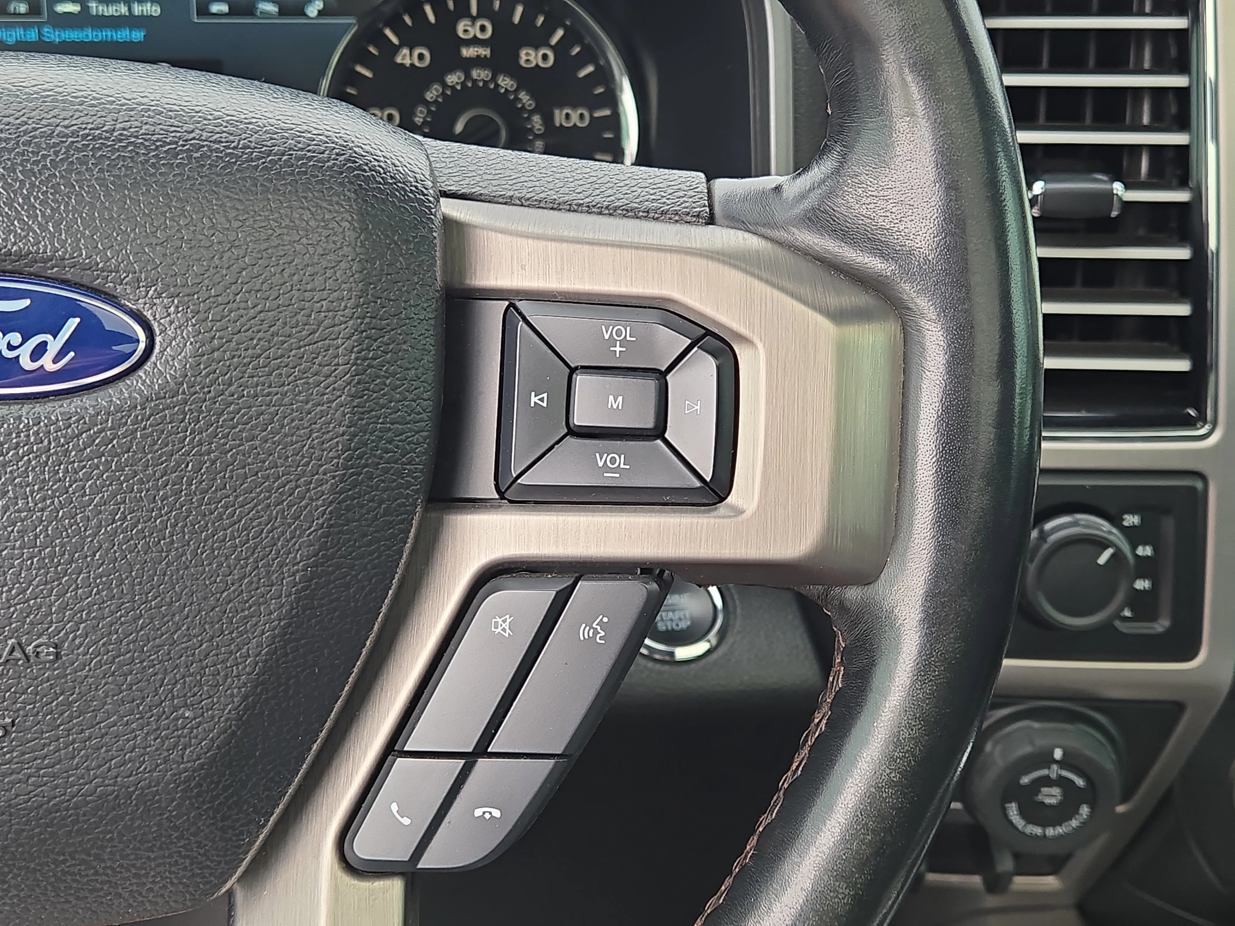 2019 Ford F-150 Platinum - Photo 26