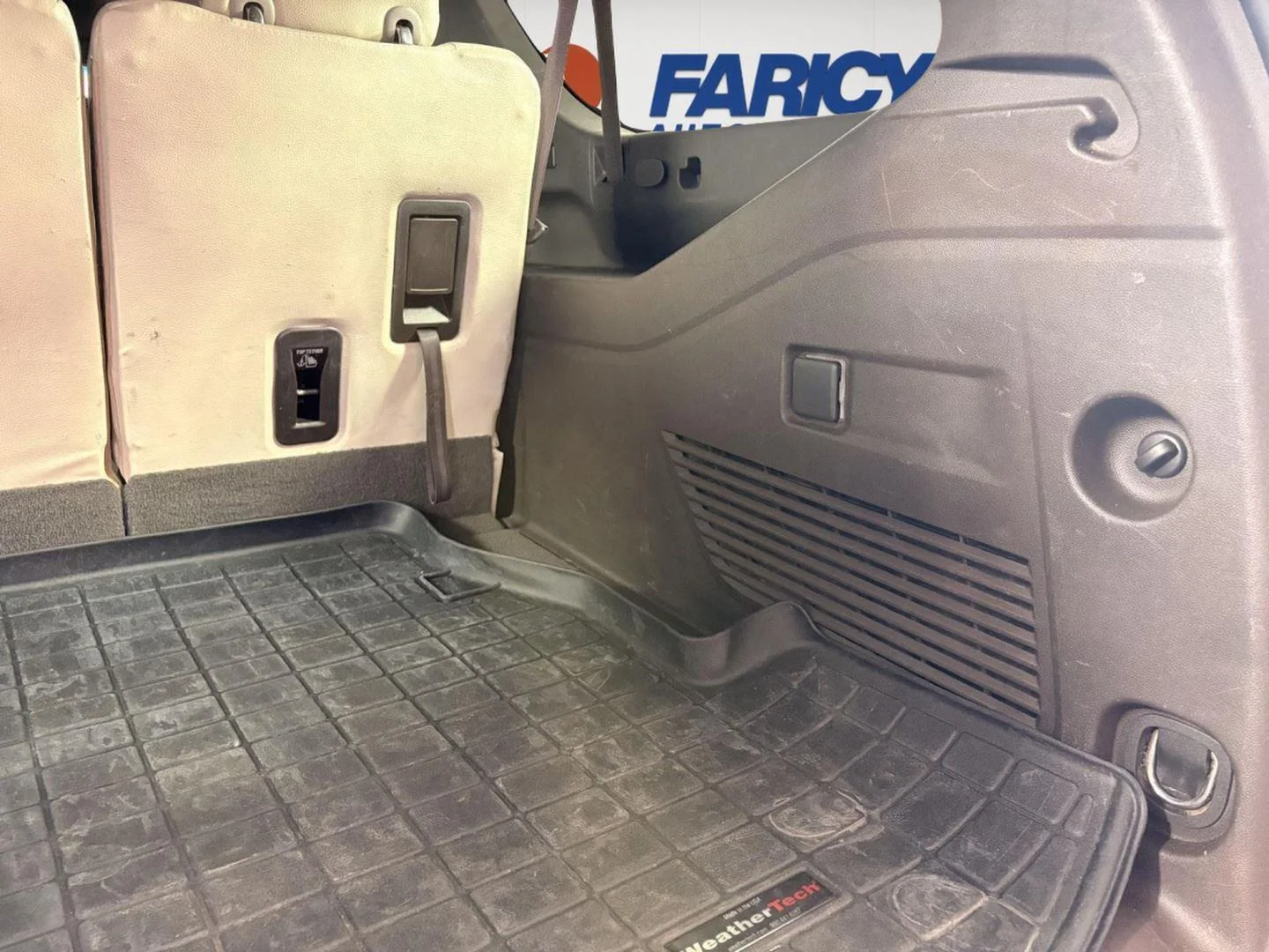Used 2022 Summit White GMC SLE image 6
