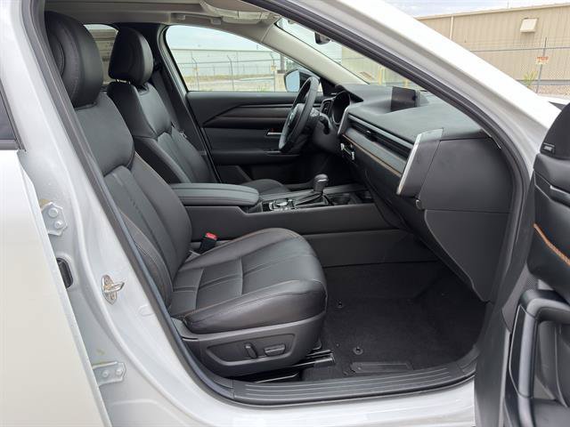 2026 Mazda CX-50 Premium - Photo 16