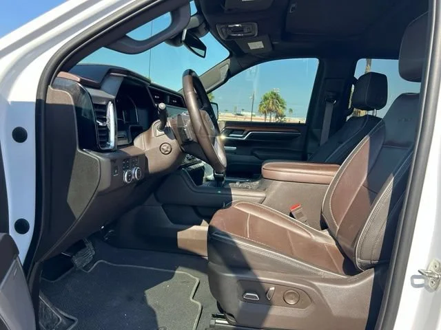 Used 2023 WHITE FROST TRICOAT GMC Denali image 13