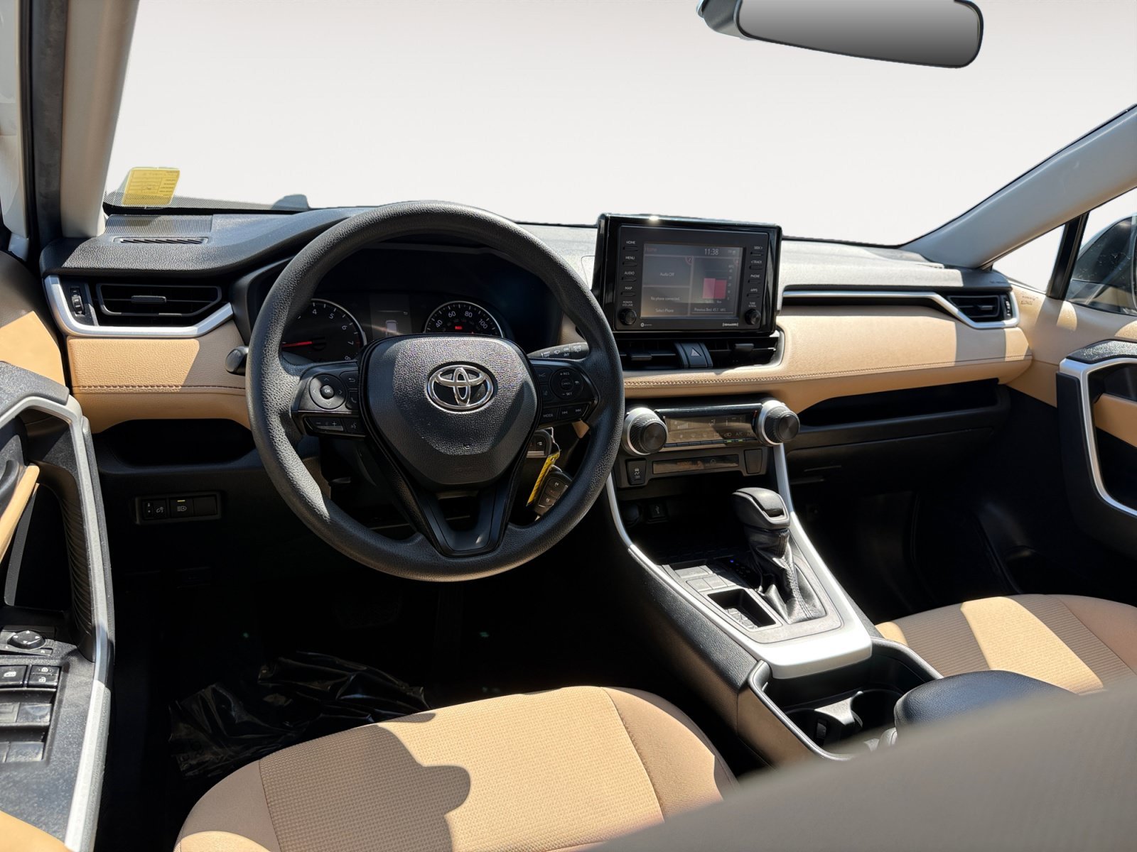 Used 2021 Super White Toyota LE image 15