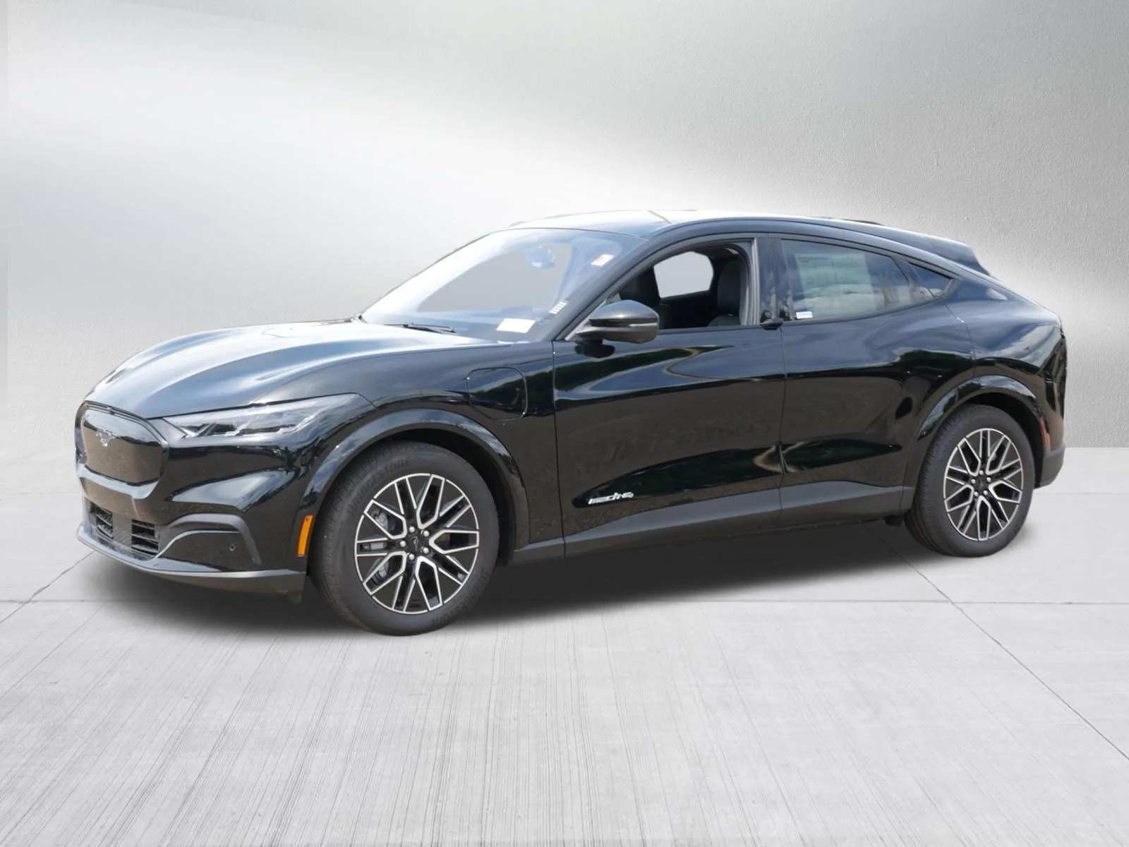 Used 2025 Shadow Black Ford Premium image 3
