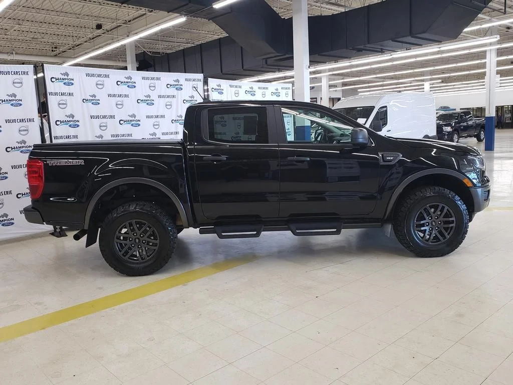 Used 2023 Black Ford XLT image 5
