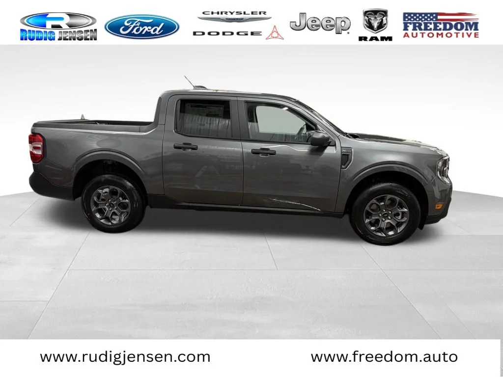 New 2026 Gray Ford XLT image 6