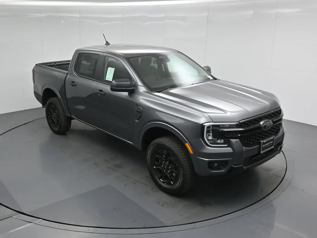 New 2026 Marsh Gray Ford XLT image 33