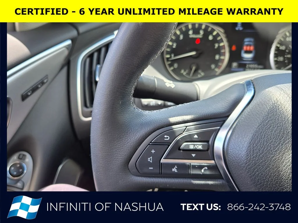 Certified Used 2023 Black INFINITI LUXE image 29