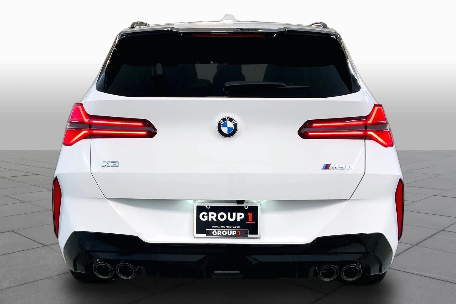 New 2026 Alpine White BMW M50 xDrive image 4