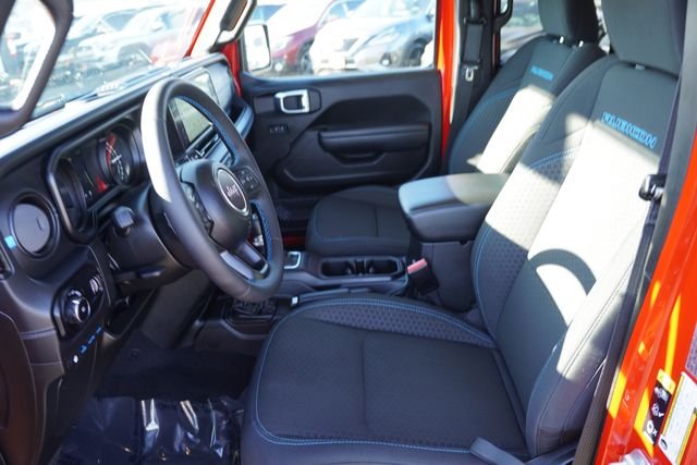 2025 Jeep Wrangler 4xe Rubicon 4XE - Photo 15