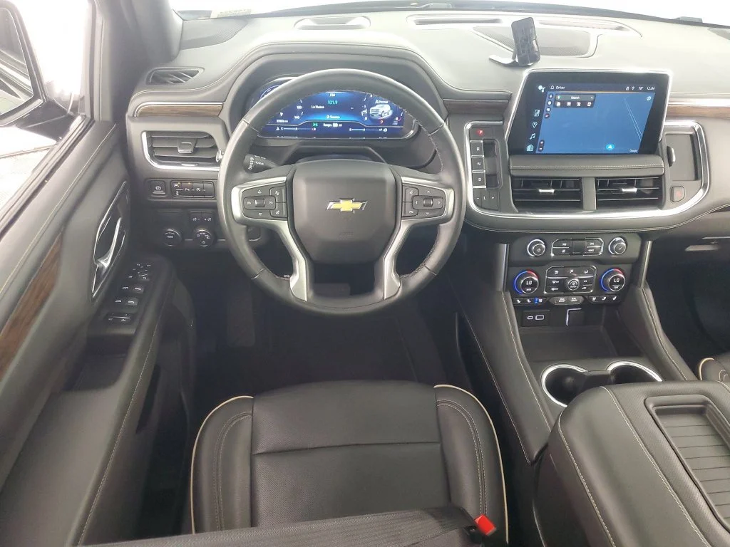 Used 2023 BLACK Chevrolet Premier image 14