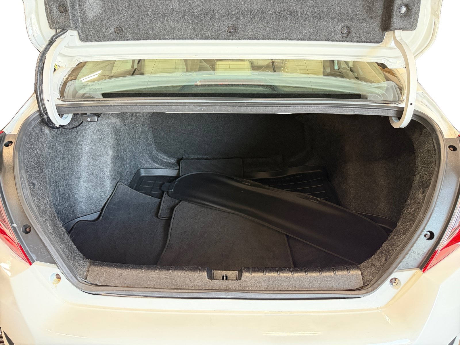 2018 Honda Civic LX - Photo 34