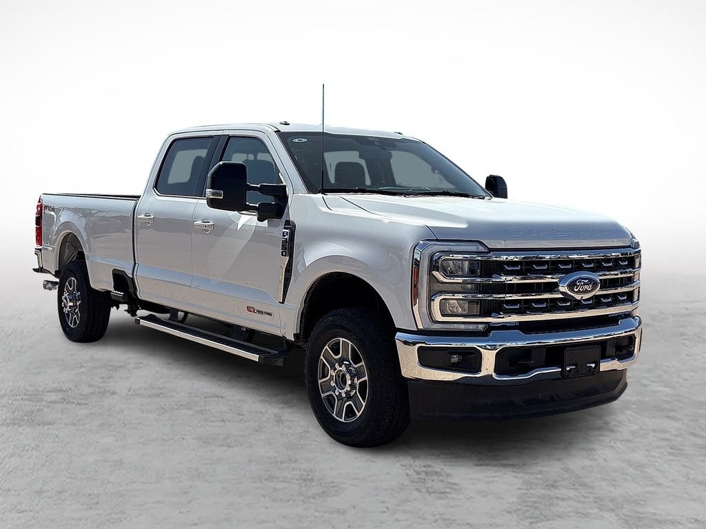 2026 Ford Super Duty F-350 Lariat