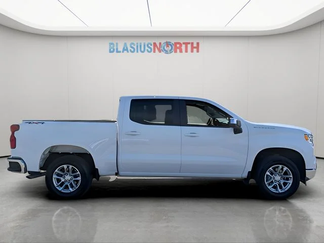Used 2024 White Chevrolet LT image 4