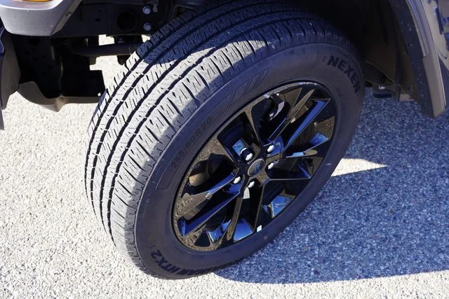 Certified Used 2025 Gray Jeep Sahara 4xe image 13