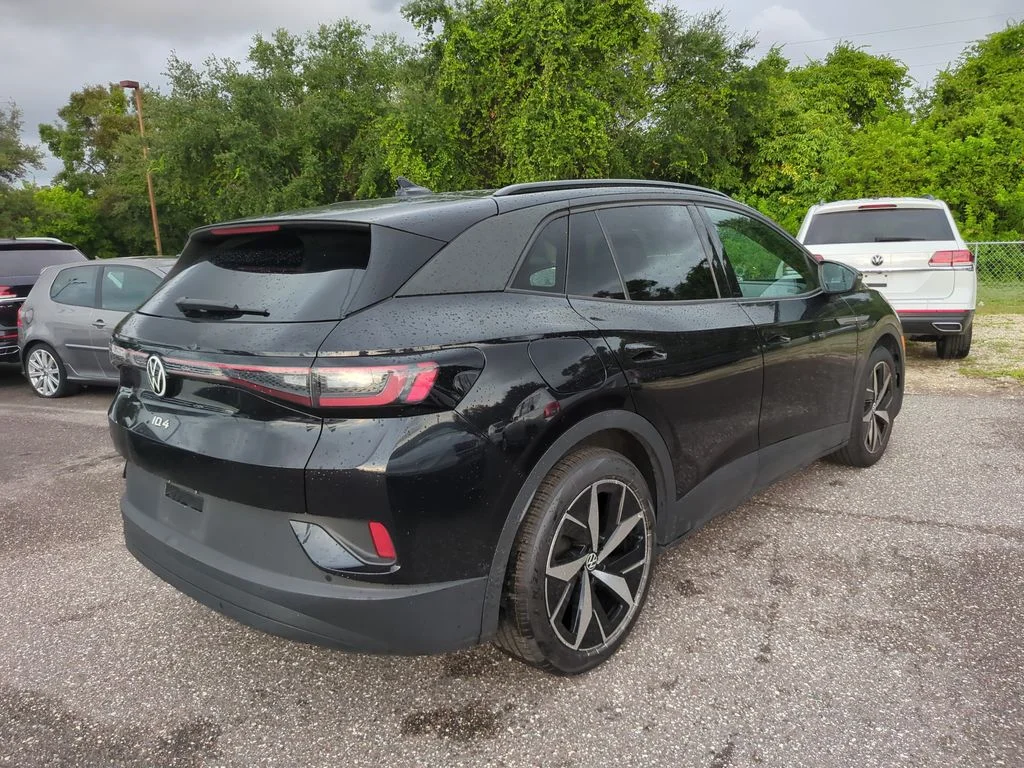 Used 2023 Black Volkswagen Pro image 5