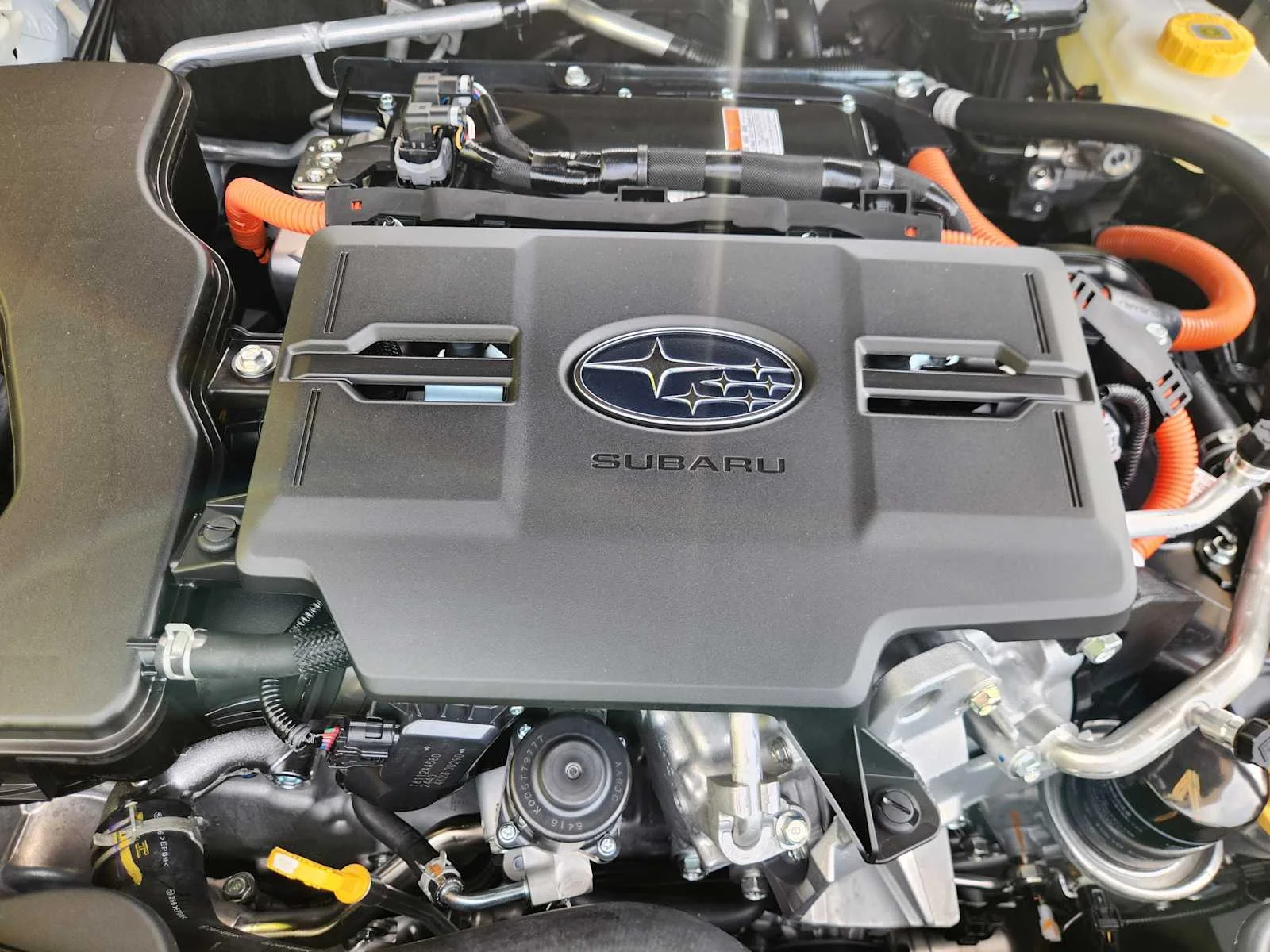 New 2026 CRYSTAL WHITE PEARL Subaru Limited Hybrid image 21
