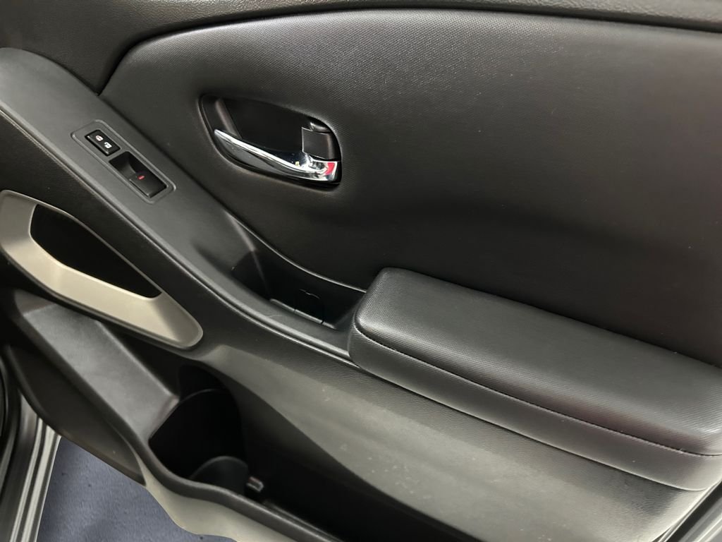 Used 2023 Gray Nissan SV image 15